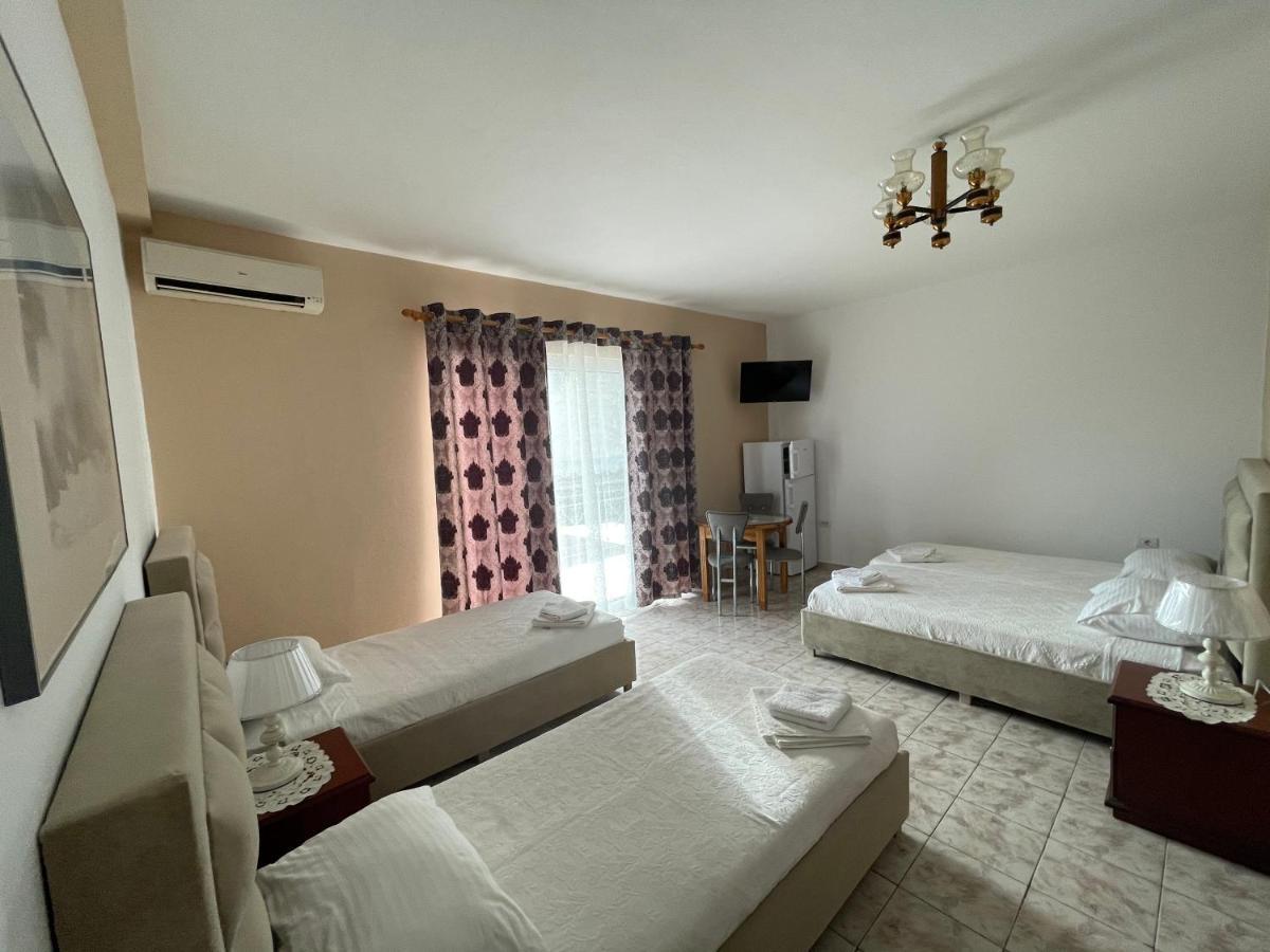 Oni'S Apartments Sarandë Eksteriør bilde